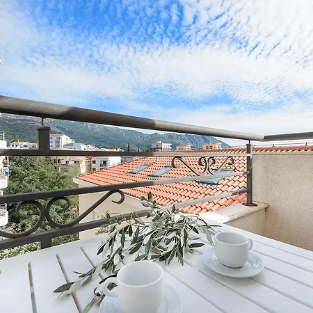 Apartments Mon Beach Budva Exterior foto